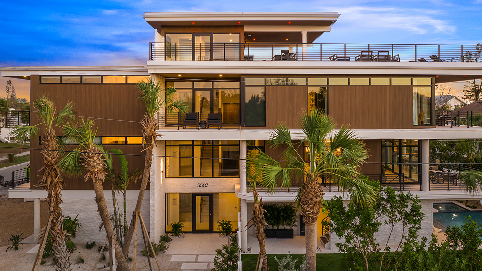 The Lookout — 5507 Calle Del Invierno, Siesta Key